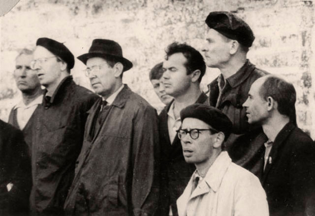 Неизвестный, Д. Голубков, Н. Кутов, Л. Беляев, В. Коротаев, Б. Чулков, А. Яшин, Н. Рубцов.