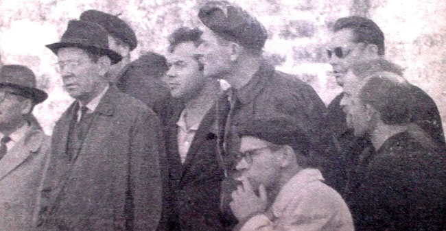 Г. Соколов, Н. Кутов, Д. Голубков, В. Коротаев, А. Яшин, Б. Чулков, неизвестный (в чёрных очках), В. Белов, Н. Рубцов